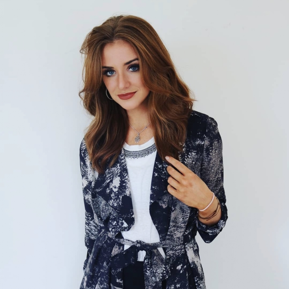 Meet your Posher, Nicole